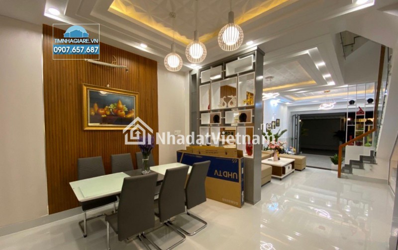 B.Á.N NHÀ HOÀNG MAI, NHÀ FULL NỘI THẤT, 32M2 G.I.Á 3.7 TỶ