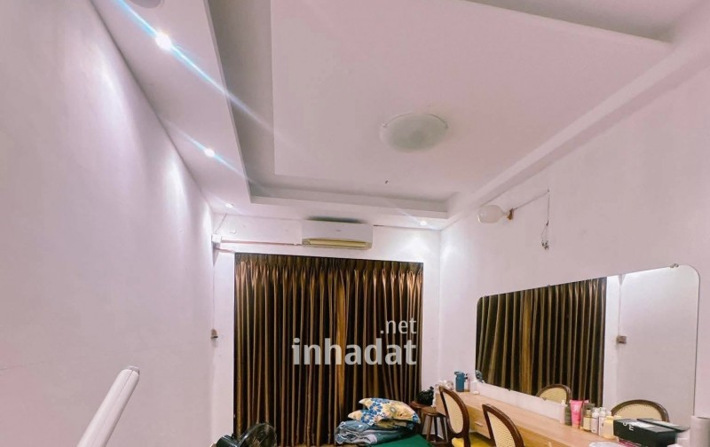 SIÊU PHẨM MẶT T.IỀN VIP PHÚ NHUẬN - NGUYỄN ĐÌNH CHÍNH