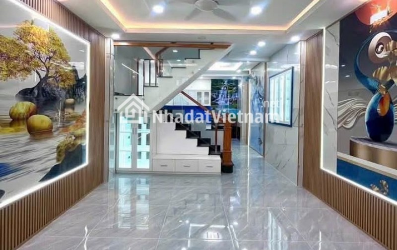 BÁN NHÀ ĐẸP QUẬN 10 – DIỆN TÍCH 60M² – 4 TẦNG – 5 PHÒNG NGỦ – VỊ TRÍ ĐẸP