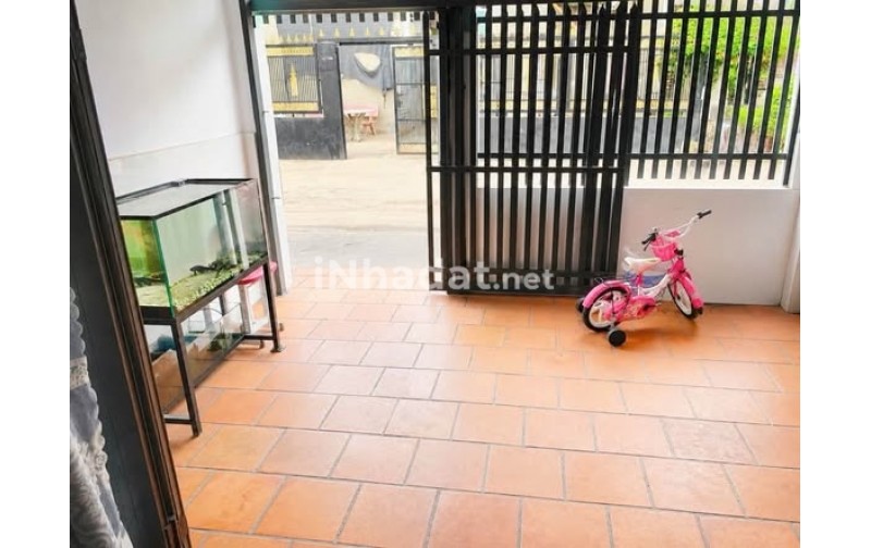 CƠ HỘI SỞ HỮU NHÀ 2 TẦNG TRUNG TÂM DĨ AN – SÁT VINCOM 550 – GIÁ CHỈ 2,35 TỶ
