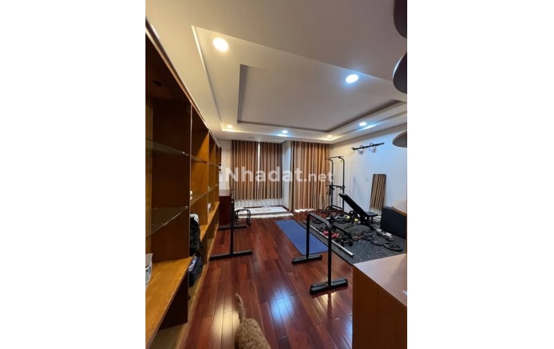 BÁN NHÀ MẶT TIỀN ĐƯỜNG 12M – QUẬN 8 – DIỆN TÍCH LỚN 100M² – CÓ THANG MÁY – GIÁ 10.2 TỶ