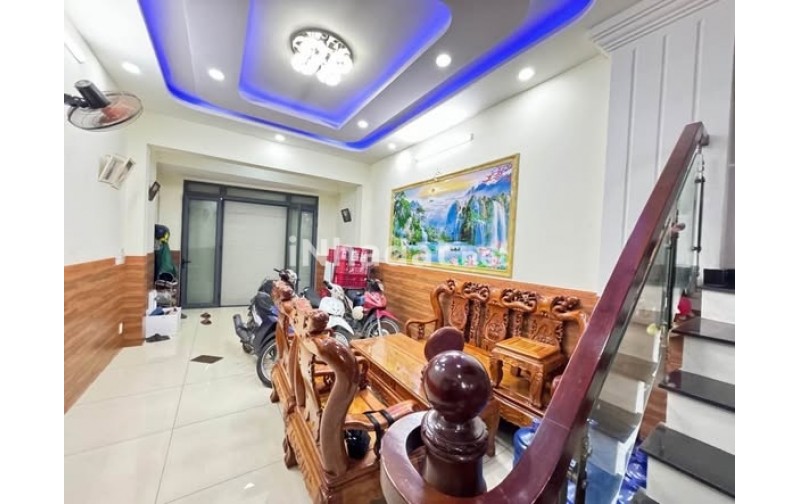 BÁN NHÀ MẶT TIỀN KINH DOANH – ĐƯỜNG RỘNG 12M – GẦN TRƯỜNG HUỲNH VĂN NGHỆ