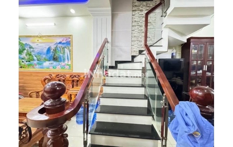 BÁN NHÀ MẶT TIỀN KINH DOANH – ĐƯỜNG RỘNG 12M – GẦN TRƯỜNG HUỲNH VĂN NGHỆ