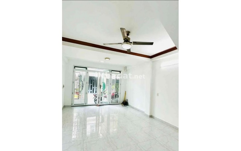 BÁN HOẶC CHO THUÊ NHÀ MẶT TIỀN KINH DOANH – ĐƯỜNG LÊ CÔNG PHÉP, BÌNH TÂN – XE HƠI NGỦ TRONG NHÀ