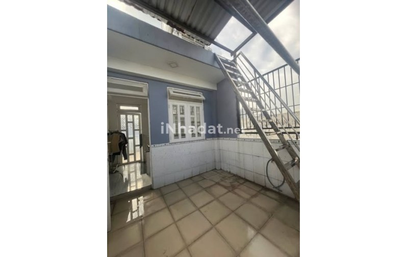 BÁN NHÀ KHU VIP – ĐƯỜNG SỐ QUẬN 4 – 5 TẦNG – NỞ HẬU TÀI LỘC – CÁCH MẶT TIỀN XE HƠI VÀI BƯỚC
