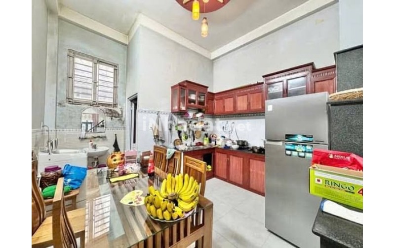 BÁN NHÀ MỚI ĐẸP – HẺM XE HƠI LÊ VĂN KHƯƠNG – DIỆN TÍCH LỚN (60M²) – VUÔNG VỨC – 3 TẦNG