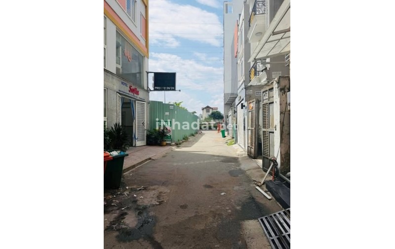 BÁN ĐẤT VÀNG XÂY CHDV – 2 MẶT HẺM XE HƠI – SÁT ĐẠI LỘ PHẠM VĂN ĐỒNG, BÌNH THẠNH – DT 105M²
