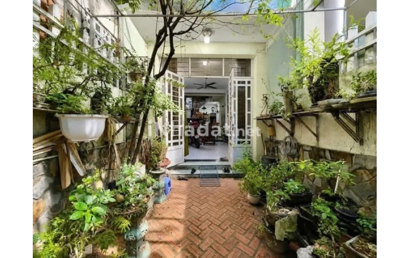BÁN NHÀ MỚI ĐẸP – HẺM XE HƠI – PHAN VĂN TRỊ, BÌNH THẠNH – DIỆN TÍCH 80M² – SỔ ĐẸP NHƯ A4