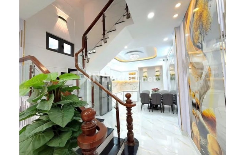 BÁN NHÀ PHỐ MỚI HIỆN ĐẠI – MẶT TIỀN ĐƯỜNG CHÍNH – THỊ TRẤN NHÀ BÈ – CÁCH PHÚ MỸ HƯNG 5 PHÚT