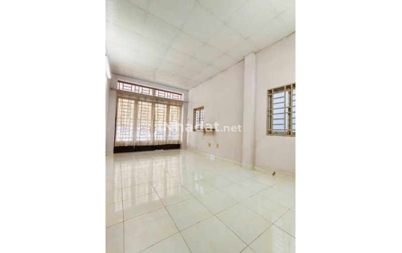 BÁN NHÀ VỊ TRÍ ĐẮC ĐỊA – SÁT MẶT TIỀN PHAN ĐĂNG LƯU, GẦN BỆNH VIỆN GIA ĐỊNH – DT 63M² – GIÁ 7 TỶ NHỈNH