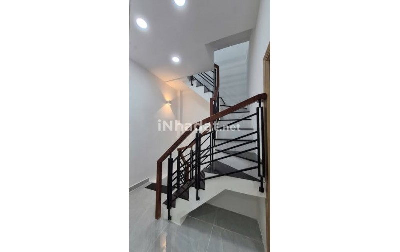 NHÀ ĐẸP] BÁN NHÀ MỚI – HƯNG PHÚ, QUẬN 8 – KẾT CẤU 3 TẦNG – NỞ HẬU – CHỈ 4.7 TỶ