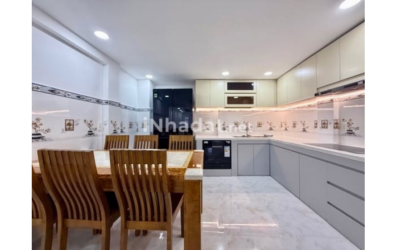 BÁN NHÀ MỚI ĐẸP – HẺM XE HƠI QUANG TRUNG, GÒ VẤP – 4 TẦNG BTCT – TẶNG FULL NỘI THẤT – CHỈ NHỈNH 6 TỶ