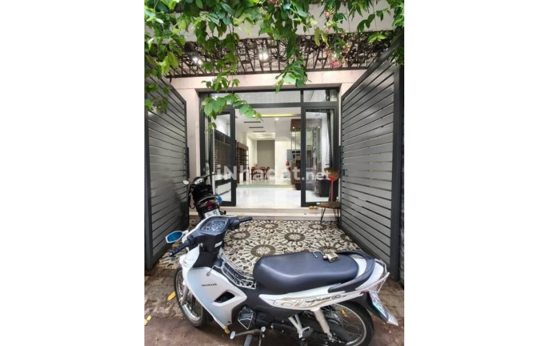 BÁN NHÀ MỚI ĐẸP – NGUYỄN HỮU TIẾN, TÂY THẠNH – DT 5X15M – 3 TẦNG + ST – TẶNG NỘI THẤT – GIÁ 7.3 TỶ