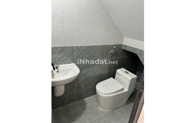 BÁN NHÀ 935 HUỲNH TẤN PHÁT, QUẬN 7 – GIÁ CHỈ 1,27 TỶ