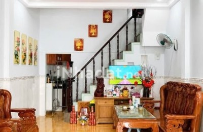 CƠ HỘI SỞ HỮU NHÀ 2 TẦNG TRUNG TÂM DĨ AN – SÁT VINCOM 550 – GIÁ CHỈ 2,35 TỶ