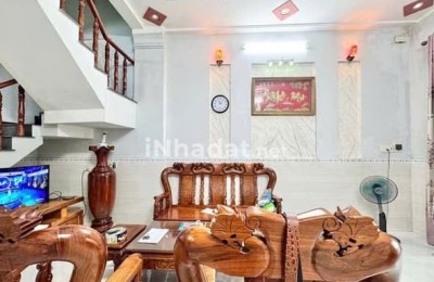 BÁN NHÀ MỚI ĐẸP – HẺM XE HƠI LÊ VĂN KHƯƠNG – DIỆN TÍCH LỚN (60M²) – VUÔNG VỨC – 3 TẦNG