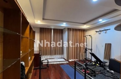 BÁN NHÀ MẶT TIỀN ĐƯỜNG 12M – QUẬN 8 – DIỆN TÍCH LỚN 100M² – CÓ THANG MÁY – GIÁ 10.2 TỶ