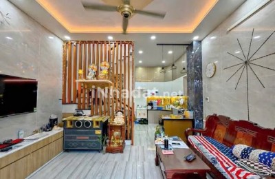 BÁN GẤP NHÀ QUẬN 10 – SÁT VẠN HẠNH MALL – GIẢM SÂU 500 TRIỆU – CHỈ NHỈNH 4 TỶ