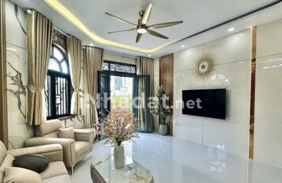 BÁN NHÀ MỚI 4 TẦNG – DIỆN TÍCH LỚN (5M X 15M) – 5 PHÒNG NGỦ – GẦN EMART PHAN HUY ÍCH