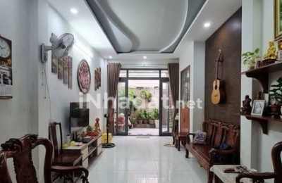 BÁN NHÀ MẶT TIỀN HẺM THÔNG – NGUYỄN HỮU CẢNH, BÌNH THẠNH – DIỆN TÍCH KHỦNG 120M² – NỞ HẬU – TIỀM NĂNG XÂY CHDV