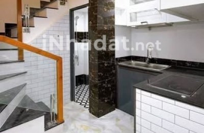 BÁN NHÀ MỚI ĐẸP – KHU PHÂN LÔ ĐỒNG BỘ – QUẬN 4 – 5 TẦNG – GIÁ CHỈ 5.3 TỶ