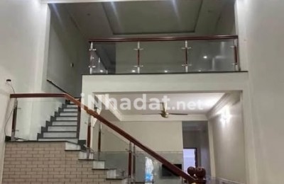 BÁN NHÀ MỚI ĐẸP – KDC VỊ HẢO, PHƯỜNG THÁI HÒA, TP TÂN UYÊN – DIỆN TÍCH LỚN (110M²) – ĐƯỜNG XE TẢI