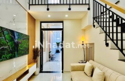 BÁN NHÀ MỚI ĐẸP – HẺM THÔNG XVNT & ĐINH BỘ LĨNH – BÌNH THẠNH – DT KHỦNG 70M² – TẶNG FULL NỘI THẤT