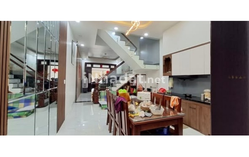 BÁN NHÀ PHONG CÁCH INDOCHINE, BẠCH ĐẰNG, BÌNH THẠNH, 4 TẦNG, SÂN THƯỢNG