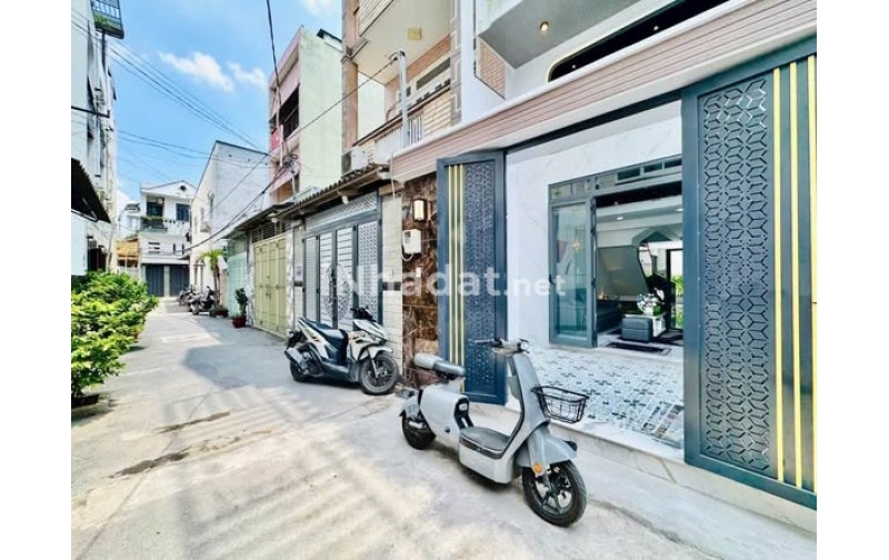 NHÀ PHẠM VĂN CHIÊU - DIỆN TÍCH RỘNG, KHU VỰC SẦM UẤT- GÒ VẤP