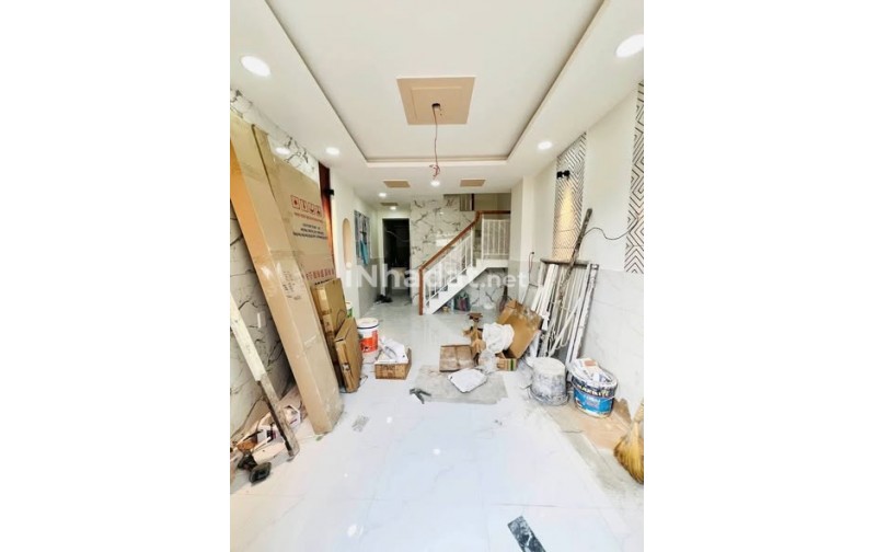 TỔ ẤM MỚI TẠI HẺM LƯU HỮU PHƯỚC - PHƯỜNG 15 QUẬN 8 - DỌN VÀO Ở NGAY