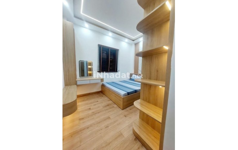 NHÀ HUỲNH TẤN PHÁT - 4 TẦNG, DIỆN TÍCH LỚN 76M2 - NHÀ BÈ
