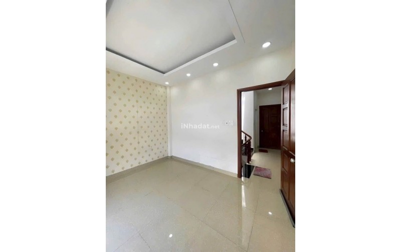 CHO THUÊ NHÀ NGUYÊN CĂN 1 TRỆT 3 LẦU 4 PHÒNG NGỦ ĐƯỜNG SỐ 11 TRƯỜNG THỌ THỦ ĐỨC KHU DÂN CƯ AN NINH GIÁ 13 TRIỆU/THÁNG