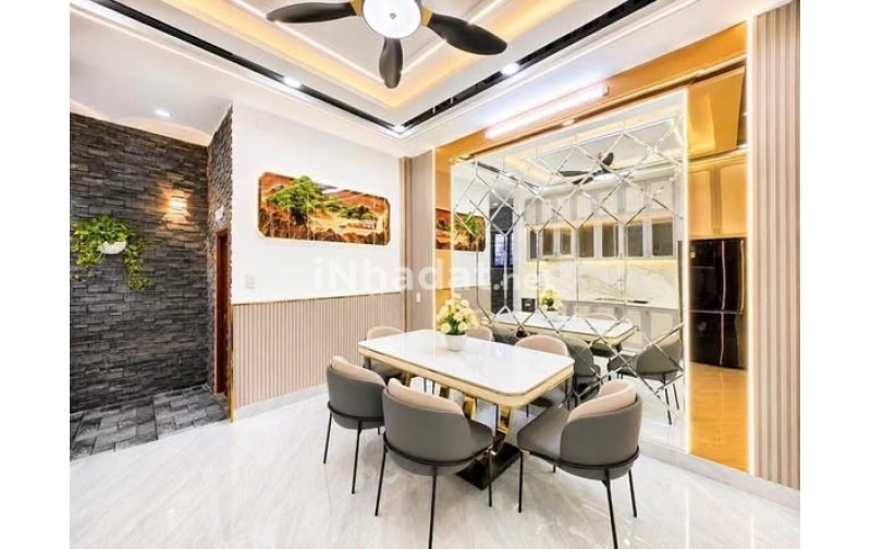 NHÀ HẺM XE HƠI HUỲNH TẤN PHÁT - NHÀ BÈ - TẶNG KÈM NỘI THẤT