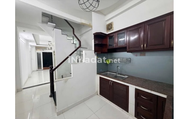 NHÀ PHỐ HOÀNG HOA THÁM  - BÌNH THẠNH - HẺM XE HƠI THÔNG THOÁNG
