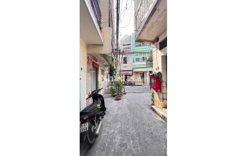 NHÀ LẠC LONG QUÂN - VỊ TRÍ TRUNG TÂM QUẬN 11 - GIÁ 4,4 TỶ