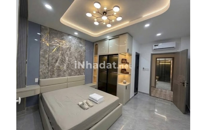 NHÀ MỚI XÂY CÓ THANG MÁY-QUẬN  PHÚ NHUẬN - XE HƠI ĐẬU CỬA