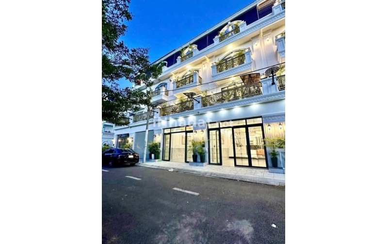 VILLA PHỐ ĐẲNG CẤP GẦN PHÚ MỸ HƯNG - GIẢM SỐC 500 TRIỆU