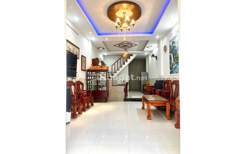 NHÀ THẠNH XUÂN 22 - QUẬN 12, SÂN ĐẬU Ô TÔ TRONG NHÀ