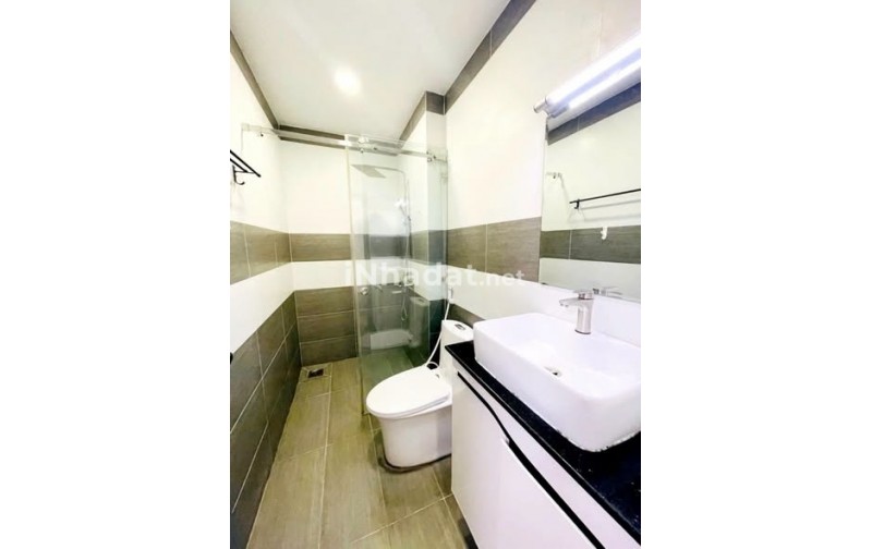 NHÀ HUỲNH TẤN PHÁT - NHÀ BÈ  - 4 TẦNG, Ô TÔ ĐỖ CỬA