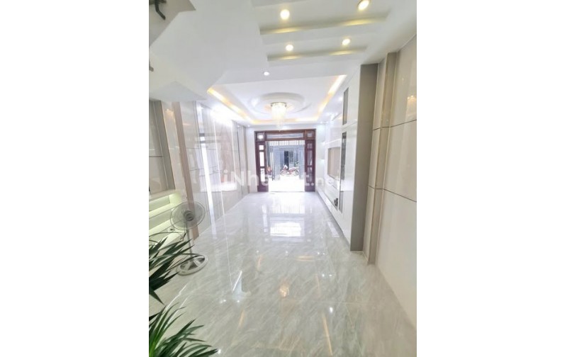 NHÀ MỚI ĐƯỜNG HUỲNH THỊ HAI - 4 TẦNG, HẺM XE HƠI THÔNG