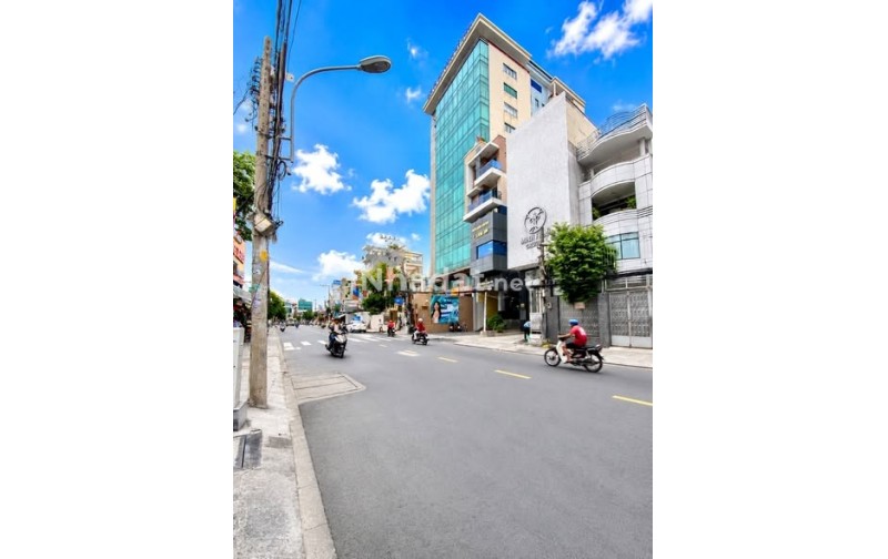 NHÀ 5 TẦNG HIỆN ĐẠI SAU CĂN MẶT TIỀN LÊ QUANG ĐỊNH - BÌNH THẠNH