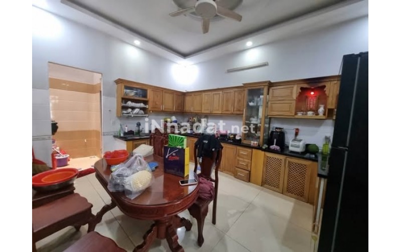 NHÀ ĐƯỜNG HUỲNH THỊ HAI - QUẬN 12 - HẺM XE TẢI, GẦN CHỢ HẠT ĐIỀU