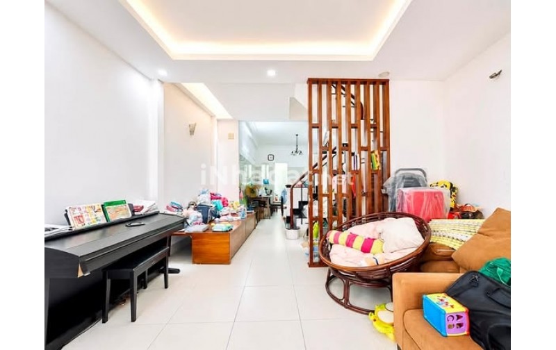 NHÀ TRƯỜNG SA-BÌNH THẠNH- 87M2 - SÁT QUẬN 1, KẾT CẤU 3 TẦNG