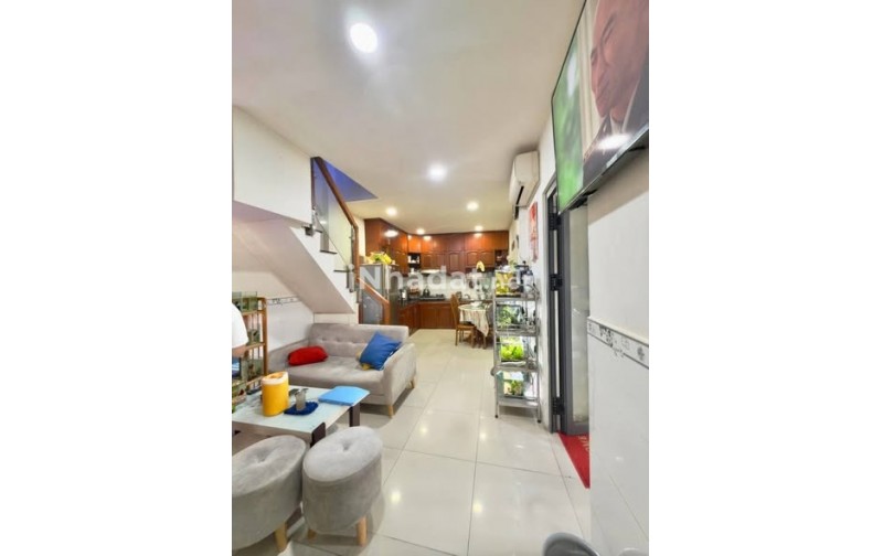 NHÀ CĂN GÓC CƯ XÁ ĐÔ THÀNH - QUẬN 3 - DIỆN TÍCH 45M2