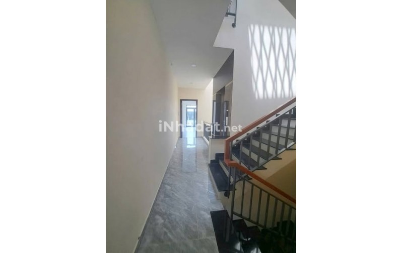 NHÀ THANG MÁY  - TÔ HIẾN THÀNH - QUẬN 10, DIỆN TÍCH LỚN