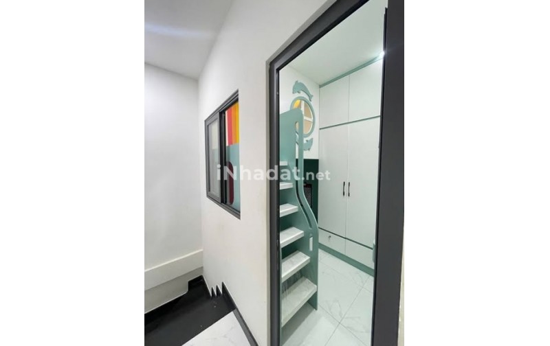 NHÀ CHIẾN LƯỢC - BÌNH TRỊ ĐÔNG, HẺM XE HƠI THÔNG THOÁNG