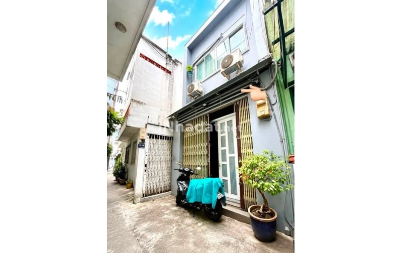 NHÀ PHỐ BÌNH THẠNH - VỊ TRÍ TRUNG TÂM GIÁP PHÚ NHUẬN