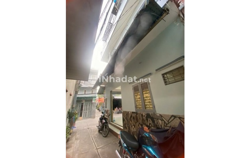 NHÀ LÔ GÓC 2 MẶT TIỀN - CẠNH NGUYỄN SƠN, GIÁP TÂN PHÚ