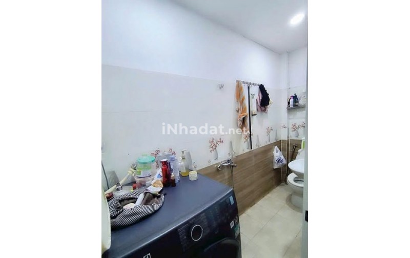 CHO THUÊ NHÀ HẺM XE HƠI LÊ TRỌNG TẤN- TÂN PHÚ -GẦN ĐẠI HỌC