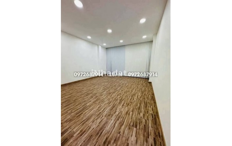 CHO THUÊ NHÀ NGUYÊN CĂN GẦN NGUYỄN XÍ- BÌNH THẠNH -DIỆN TÍCH RỘNG RÃI SANG TRỌNG